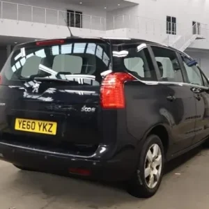 2010 Peugeot 5008 1.6 HDi Sport 5dr MPV Diesel Manual - Image 4