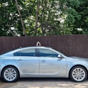 2014 Vauxhall Insignia 2.0 CDTi EcoFLEX Tech Line Diesel Manual 5-door Hatchback - Image 7