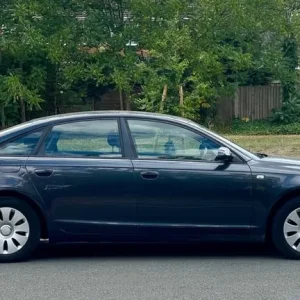 Audi A6 2005 Manual 2393cc 4-door saloon - Image 5