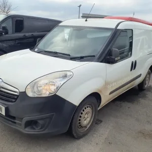 2015 Vauxhall Combo LWB L2 Van - Image 2