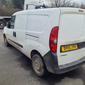 2015 Vauxhall Combo LWB L2 Van - Image 4