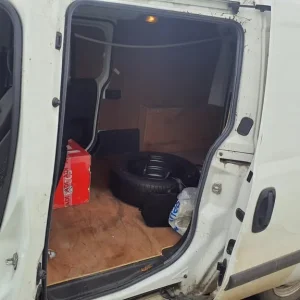 2015 Vauxhall Combo LWB L2 Van - Image 6