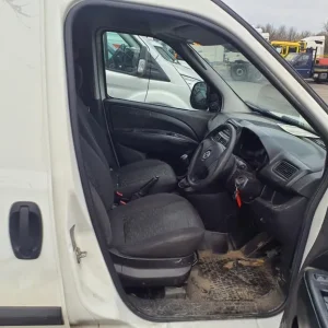 2015 Vauxhall Combo LWB L2 Van - Image 7