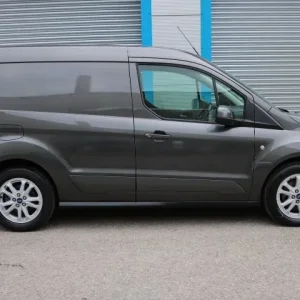 Ford Transit Connect 1.5 EcoBlue 120ps Limited Van Diesel - Image 4