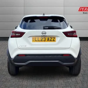 2023 Nissan Juke 1.0 DiG-T 114 N-Connecta 5-door hatchback with Apple CarPlay and DAB - Image 5