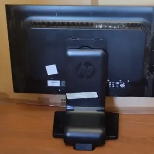 3 PC Monitors – HP, Dell, Belnea - Image 7