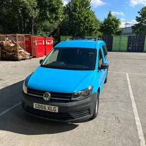 Volkswagen Caddy Maxi Panel Van 2016 Manual - Image 2