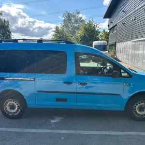 Volkswagen Caddy Maxi Panel Van 2016 Manual - Image 3