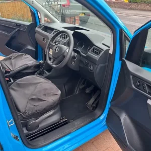 Volkswagen Caddy Maxi Panel Van 2016 Manual - Image 5