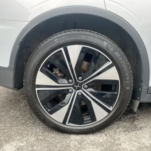 2023 Polestar 2 72 78kWh Long Range Fastback 5-door Electric - Image 3