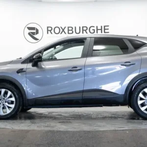 2022 Renault Captur 1.3 TCE Iconic Edition SUV - Image 4