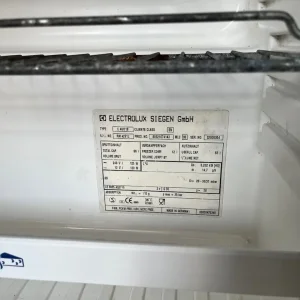 Electrolux 3-way fridge RM4291 - Image 5