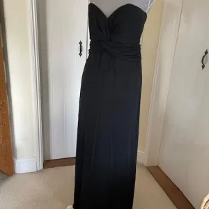 Vintage Yvette Creation strapless black evening dress 1960s–70s