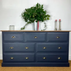 4.5ft large sideboard with 9 deep drawers solid pine - Image 3