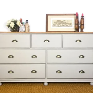 4.5ft large sideboard with 9 deep drawers solid pine - Image 5