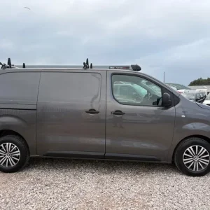 2021 Peugeot Expert 2.0 BlueHDi 120 Professional Van with Rear Racking and Roof Bars - Image 2