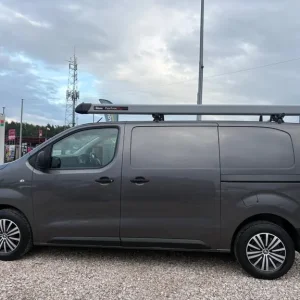 2021 Peugeot Expert 2.0 BlueHDi 120 Professional Van with Rear Racking and Roof Bars - Image 6
