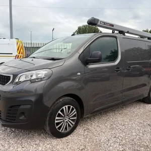 2021 Peugeot Expert 2.0 BlueHDi 120 Professional Van with Rear Racking and Roof Bars - Image 7