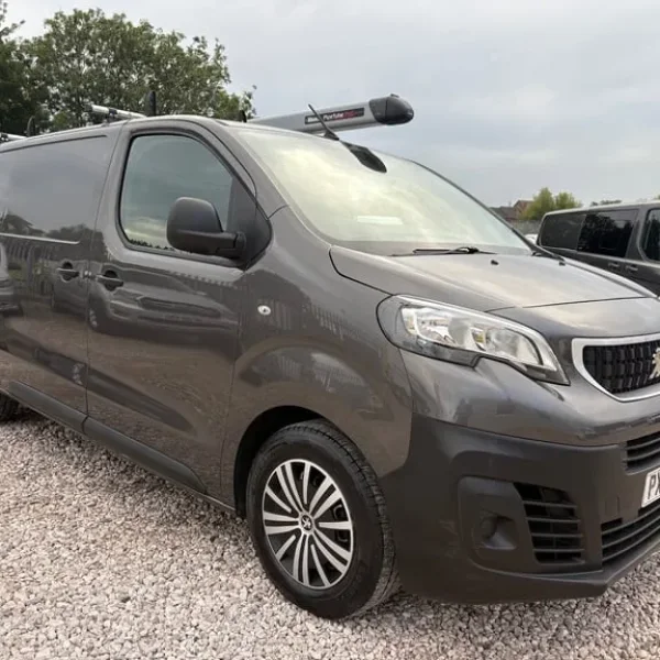 2021 Peugeot Expert 2.0 BlueHDi 120 Professional Van with Rear Racking and Roof Bars