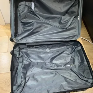 Purple suitcase - Image 2