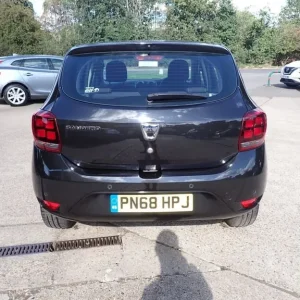 2018 Dacia Sandero 0.9 TCE Comfort Hatchback 5-door Petrol Manual - Image 4
