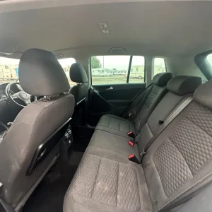2010 Volkswagen Tiguan 2.0 TDi Match 5dr Estate Diesel Manual - Image 8