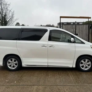2012 Toyota Alphard 2.4L Auto, 8-Seater, Fresh Import, ULEZ Compliant - Image 8