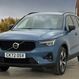 2022 Volvo XC40 2.0 B4P Ultimate Dark 5-door Estate Auto - Image 7