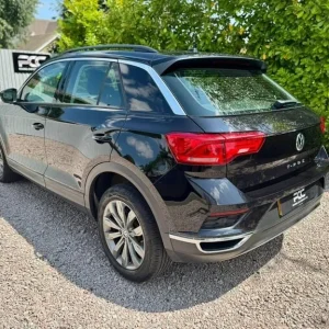 2020 Volkswagen T-Roc 1.5 TSI EVO SE Euro 6 5-door Hatchback - Image 8