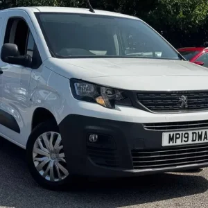 2019 Peugeot Partner Long 950 1.5 BlueHDi Professional Van