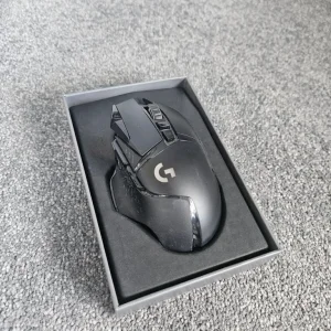 Logitech G502 HERO Lightspeed Gaming Mouse - Image 2