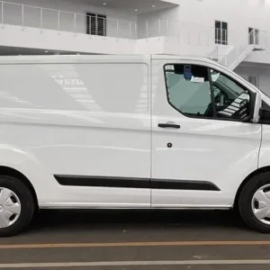 Ford Transit Custom 340 TDI 130 L1H1 Trend ECOBLUE SWB Low Roof FWD - Image 4