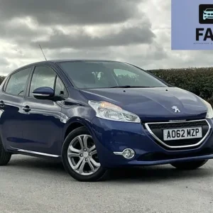 2012 Peugeot 208 1.2 VTi Active 5-door hatchback petrol manual