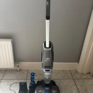 Vax ONEPWR cordless glide floor cleaner - Image 2