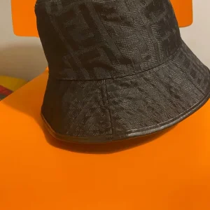 Fendi bucket hat - Image 2