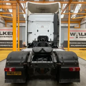 MERCEDES ACTROS 1843 STREAMSPACE 2017 EURO 6 4X2 TRACTOR UNIT - Image 6