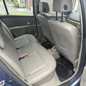 RENAULT CLIO INITIALE - Image 6