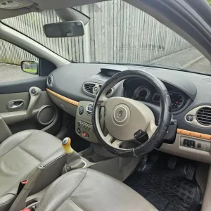 RENAULT CLIO INITIALE - Image 7