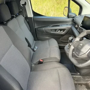 PEUGEOT PARTNER PROFESSIONAL 1.5 HDI DIESEL 2021 80,000 MILES - Image 7