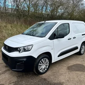 PEUGEOT PARTNER PROFESSIONAL 1.5 HDI DIESEL 2021 80,000 MILES