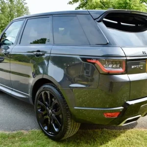 2021 Land Rover Range Rover Sport D300 HSE Dynamic Black SUV - Image 8