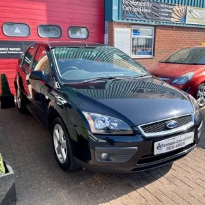 2008 Ford Focus 1.6 Zetec 5dr Automatic Hatchback Petrol - Image 2