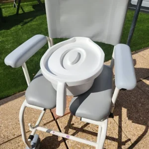 Commode chair on wheels - Image 3