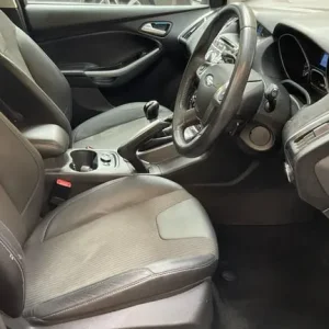 2012 Ford Focus 1.0T EcoBoost Titanium X Euro 5 5-door hatchback manual - Image 4