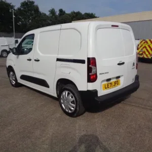 2022 Citroen Berlingo 1.5 Bluehdi 1000Kg Small Van Diesel Manual - Image 8
