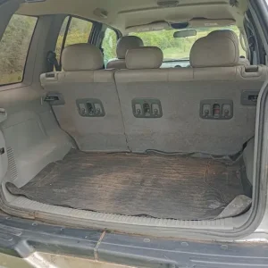 Jeep Cherokee Estate 2005, 3700cc, 5-door - Image 6