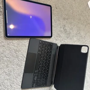iPad Pro 11-inch 4th gen with Magic Keyboard