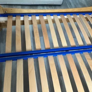 Sleigh Kingsize Bedstead & Drawers Set - Image 4