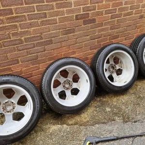 4x 20" Land Rover Range Rover alloy wheels with Pirelli tyres - Image 7