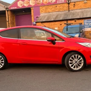 2016 Ford Fiesta 1.0T EcoBoost Titanium X Euro 6 3dr Hatchback - Image 5